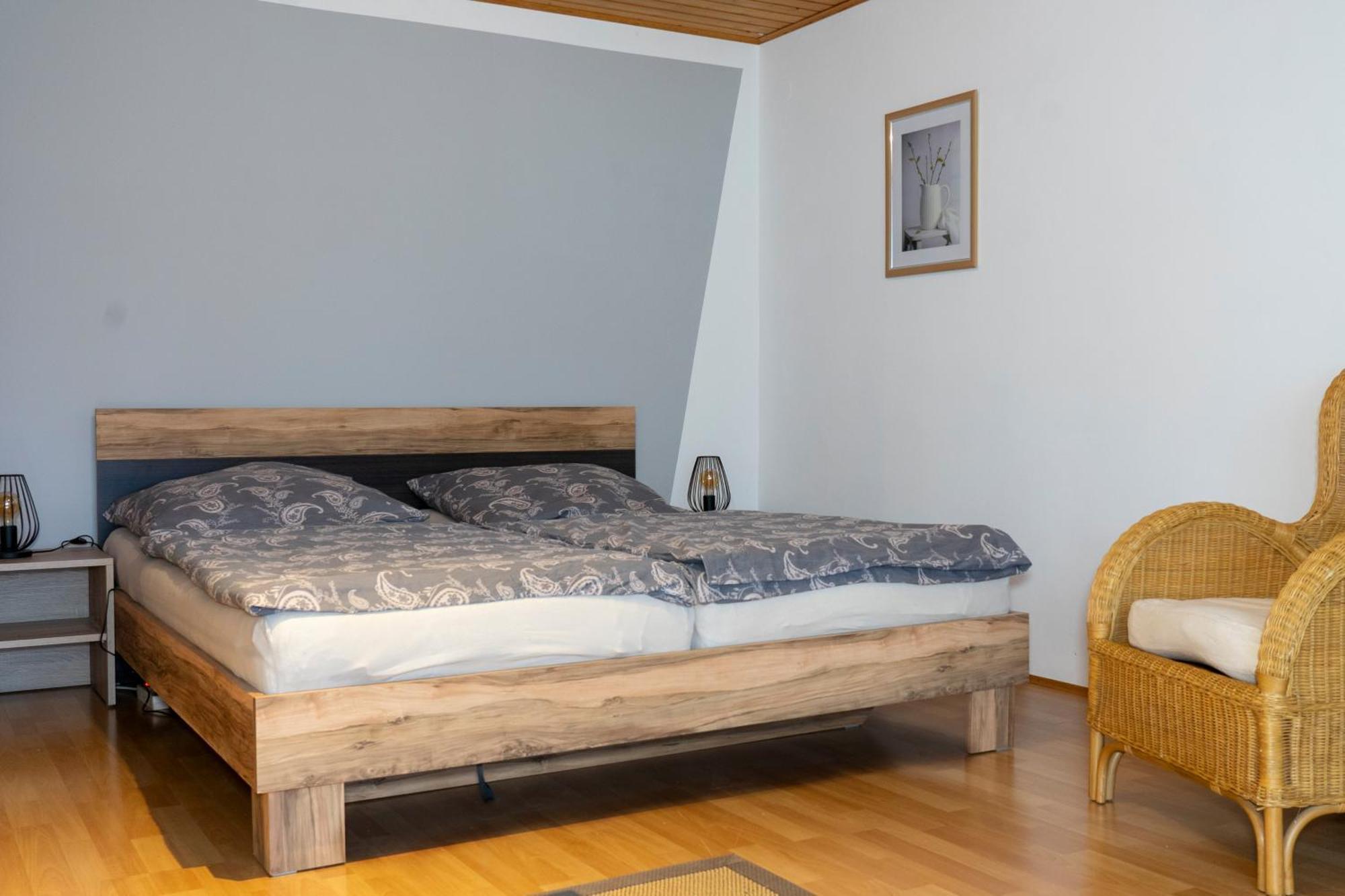 Ferienwohnung In Woerrstadt Екстер'єр фото